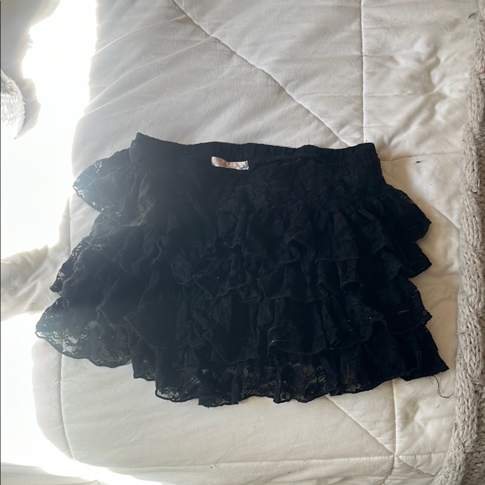 black lacy mini skirt